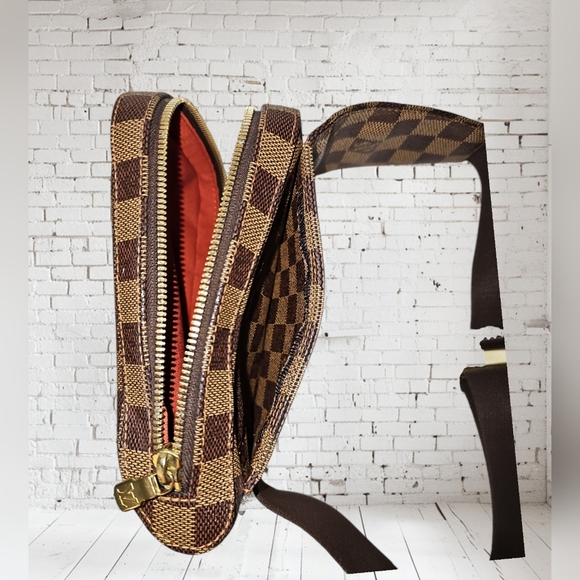 🔥🔥Beautiful Condition 🔥 😍 Authentic Louis Vuitton Geronimo Bumbag Damier - Picture 6 of 17